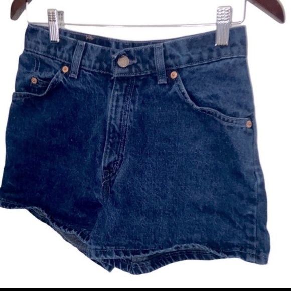 Vintage Levi’s 37912 Orange Tab Hi waisted shorts - Picture 9 of 13